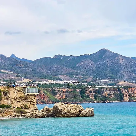 Casa Feliz Capistrano Apartment Nerja